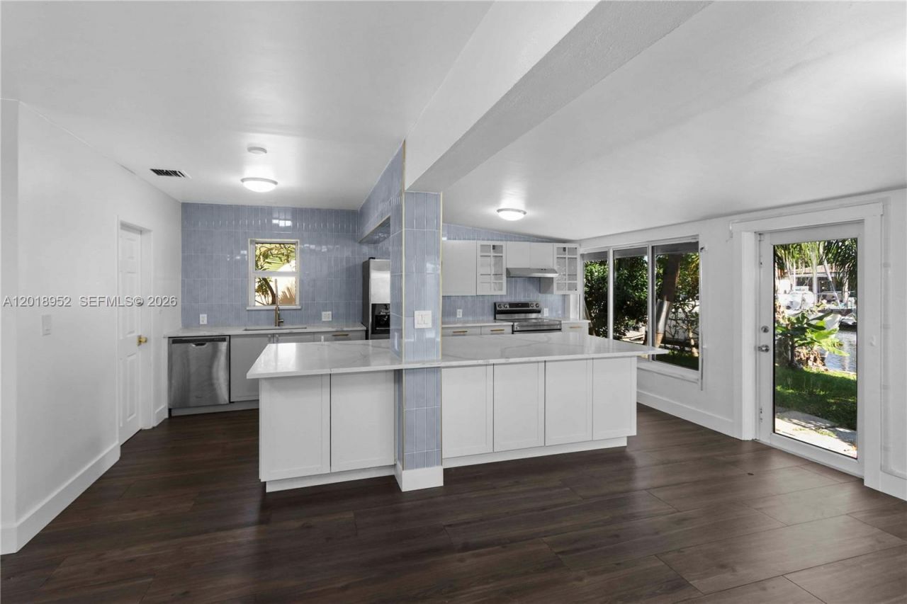 917 Mandarin Isle, Fort Lauderdale, FL 33315 Photo