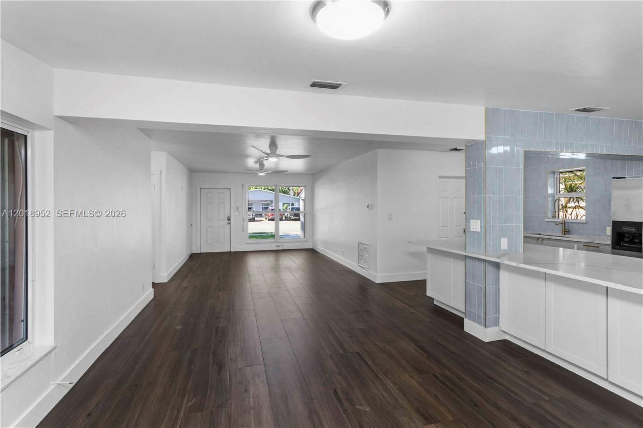 917 Mandarin Isle, Fort Lauderdale, FL 33315 Photo