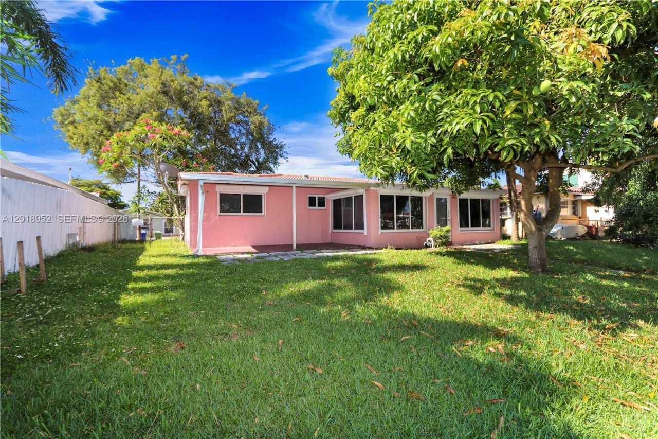 917 Mandarin Isle, Fort Lauderdale, FL 33315 Photo