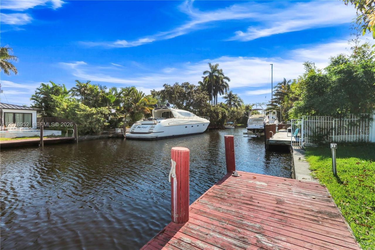 917 Mandarin Isle, Fort Lauderdale, FL 33315 Photo