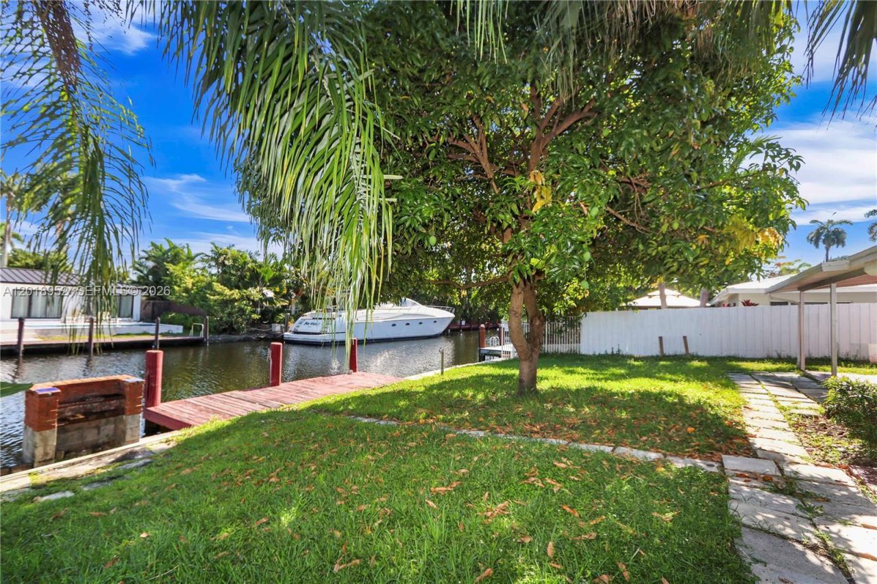 917 Mandarin Isle, Fort Lauderdale, FL 33315 Photo
