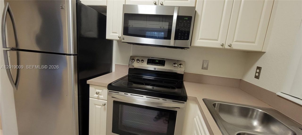 6824 W Sample Rd , Unit 6824, Coral Springs, FL 33067 Photo