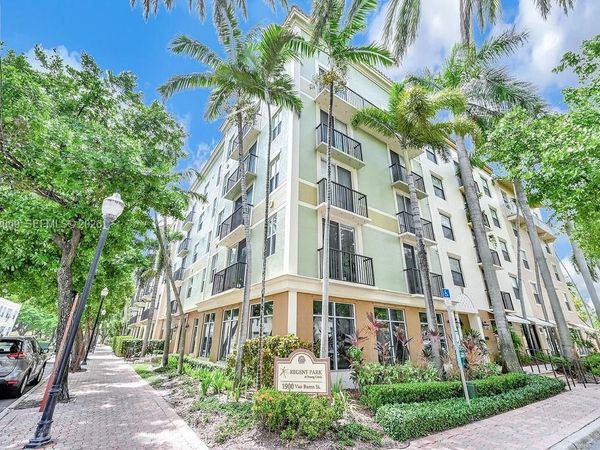 1900 Van Buren St , Unit 113B, Hollywood, FL 33020