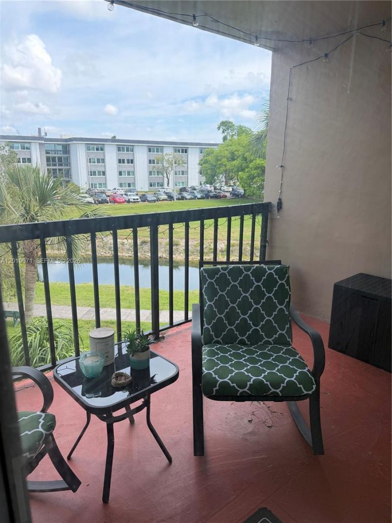 10865 SW 112th Ave , Unit 312, Miami, FL 33176 Photo