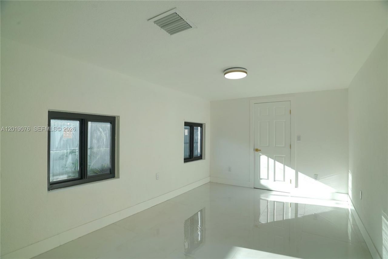315 NW 127th St , North Miami, FL 33168 Photo