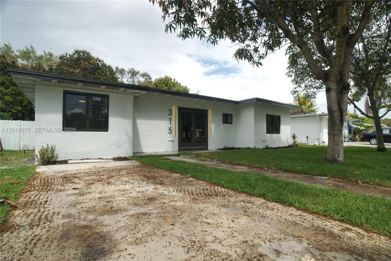 315 NW 127th St , North Miami, FL 33168 Photo