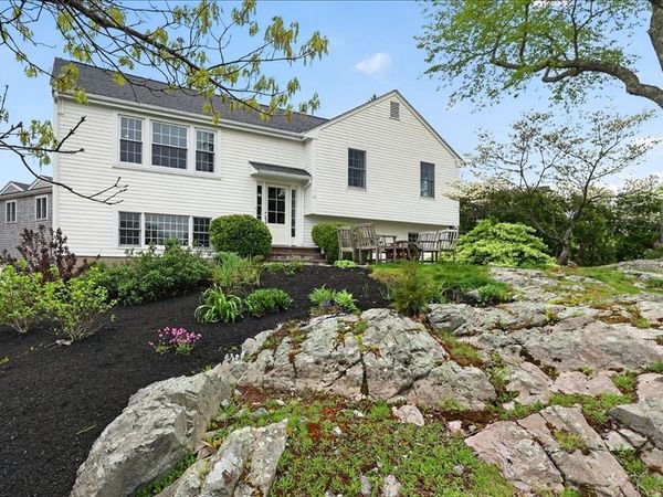 10 Ocean View Dr., Hingham, MA 02043