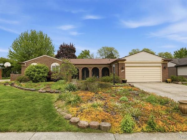 11136 Bellwood Drive, Plymouth Twp, MI 48170