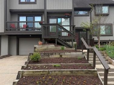 512 Victoria Square Boulevard, Brighton, MI 48116