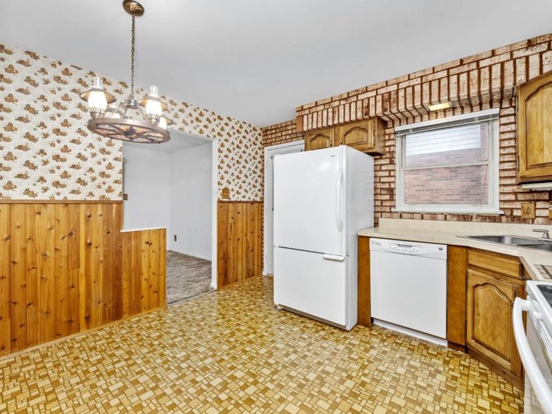 5397 Robert Avenue, Green Township, OH 45248 Photo 10
