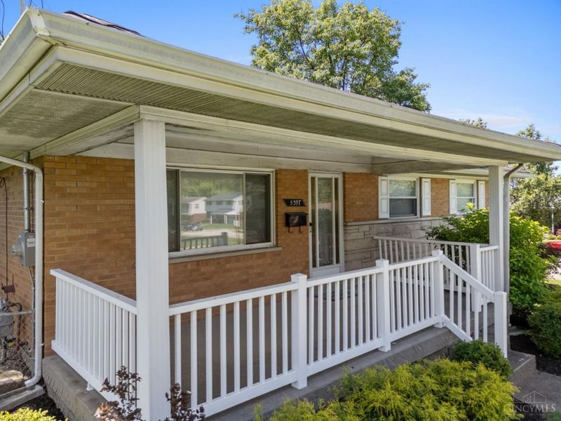 5397 Robert Avenue, Green Township, OH 45248 Photo 2