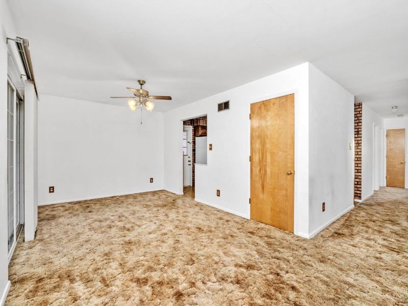 5397 Robert Avenue, Green Township, OH 45248 Photo 8