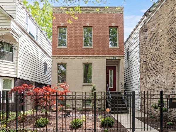 4823 N Oakley Avenue , Chicago, IL 60625