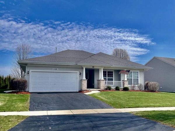 1150 Bailey Road , Sycamore, IL 60178