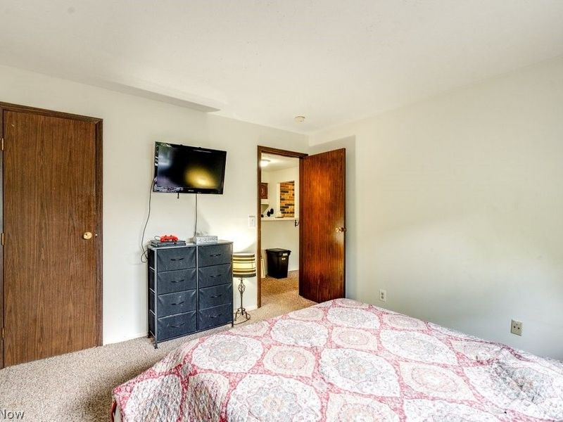 729 W Main Street, Unit B, Kent, OH 44240 Photo 15
