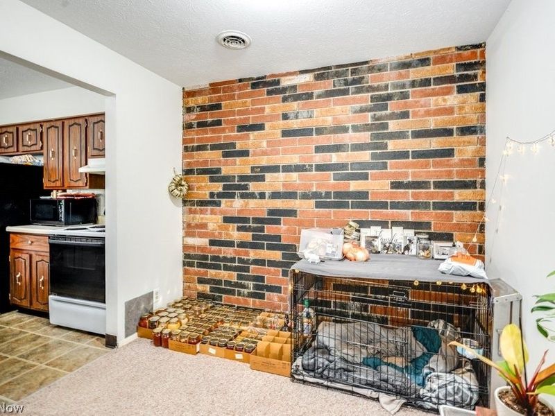 729 W Main Street, Unit B, Kent, OH 44240 Photo 9