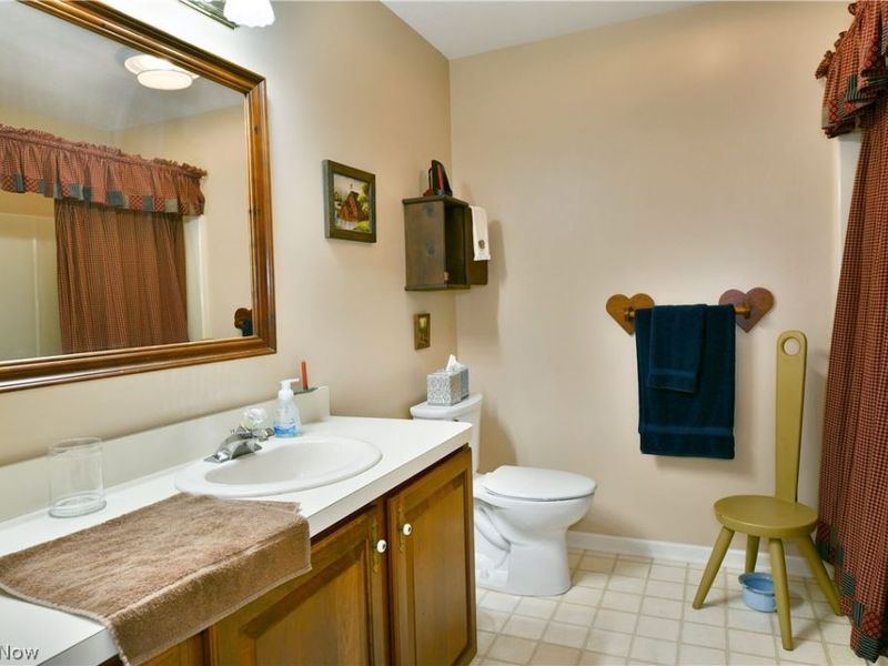 502 Turnberry Court NE, Warren, OH 44484 Photo 31