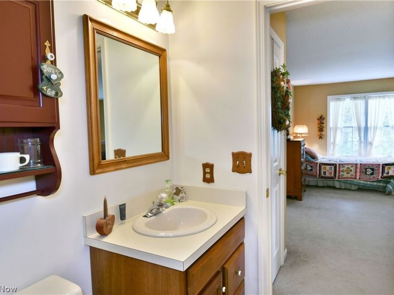 502 Turnberry Court NE, Warren, OH 44484 Photo 40