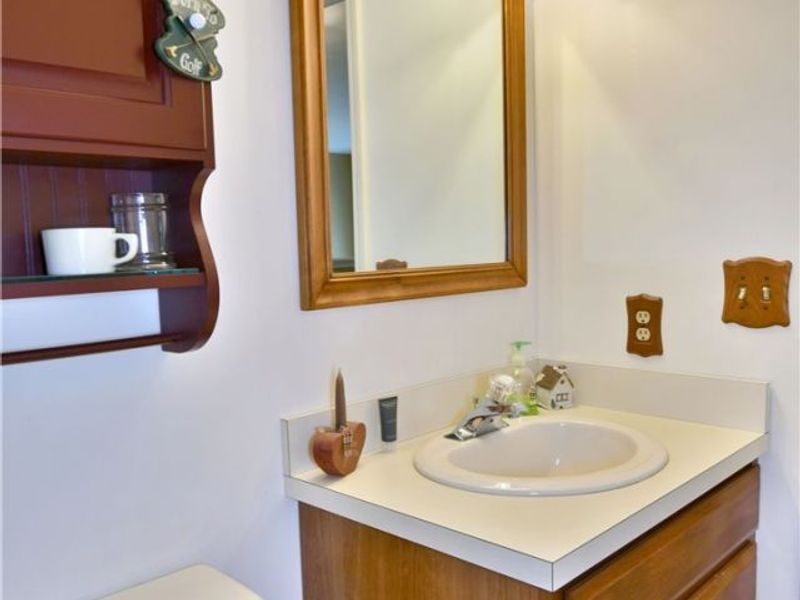 502 Turnberry Court NE, Warren, OH 44484 Photo 41