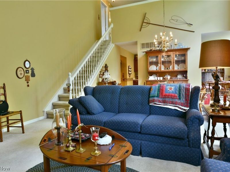 502 Turnberry Court NE, Warren, OH 44484 Photo 6