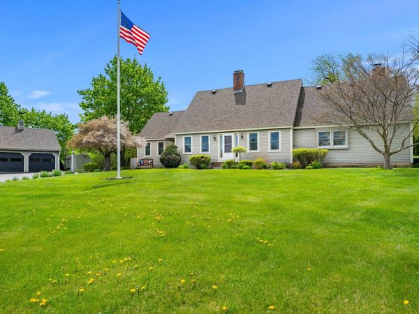 15 Prescott Lane, Hampton Falls, NH 03844