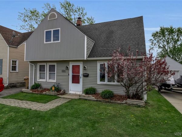 1127 Cleveland Drive, Buffalo, NY 14225