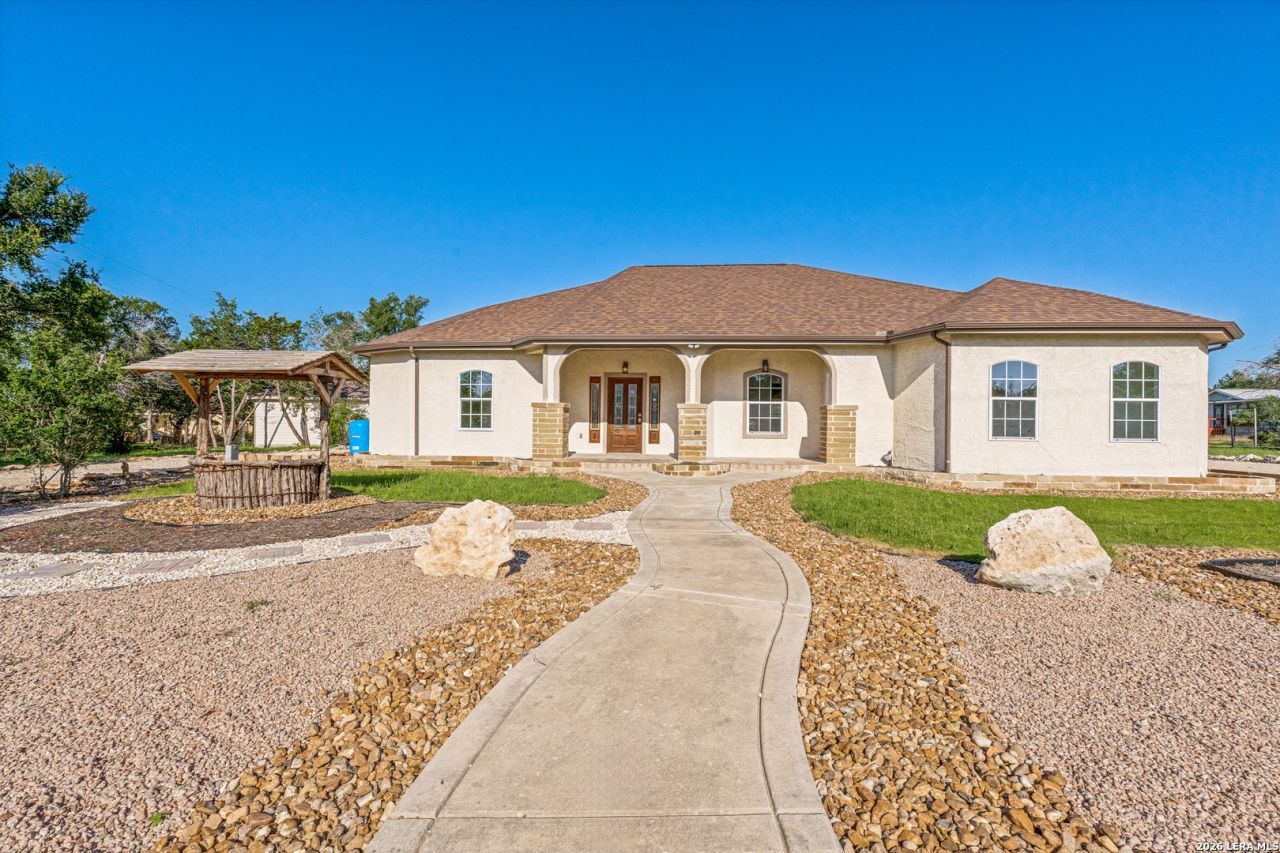 72 Jana Ln, Spring Branch, TX 78070 Main Photo