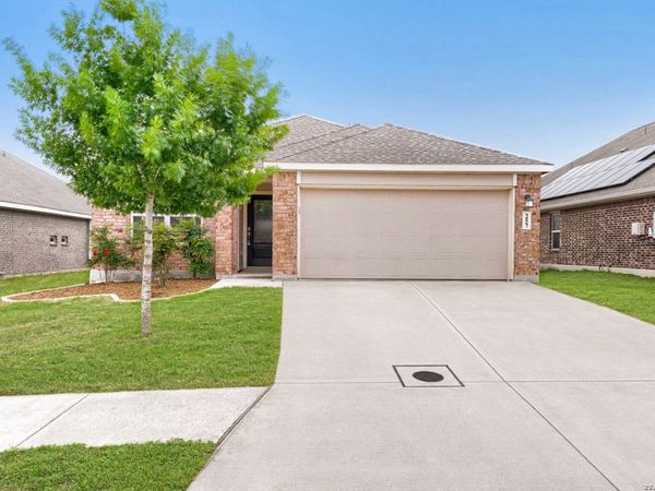 257 Holland Park, Schertz, TX 78108
