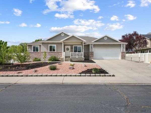 4584 W CARRIAGE LN, Cedar Hills, UT 84062