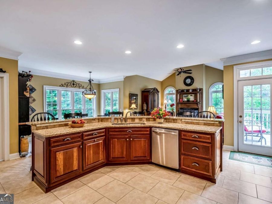 Property Image 32