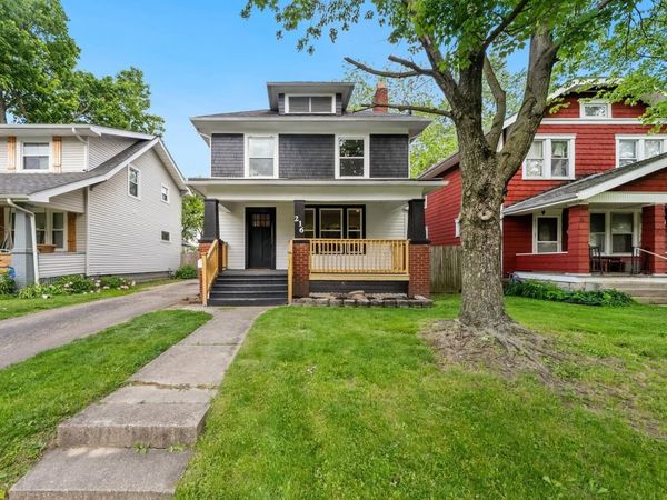 216 N Warren Avenue , Columbus, OH 43204