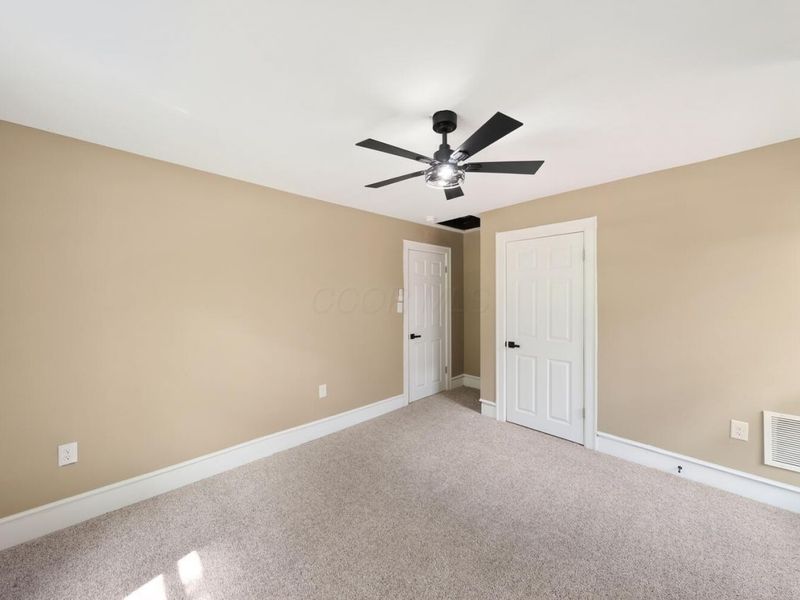 216 N Warren Avenue , Columbus, OH 43204 Photo 27
