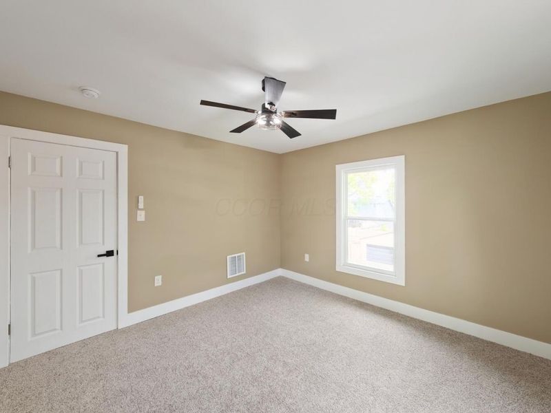216 N Warren Avenue , Columbus, OH 43204 Photo 31