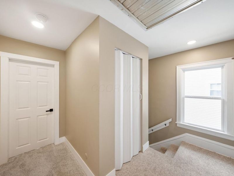 216 N Warren Avenue , Columbus, OH 43204 Photo 32