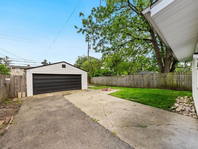216 N Warren Avenue , Columbus, OH 43204 Photo 51