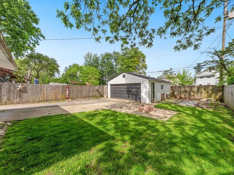 216 N Warren Avenue , Columbus, OH 43204 Photo 53