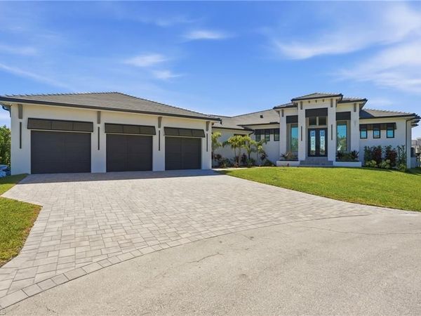 5201 Seagull CT, CAPE CORAL, FL 33904