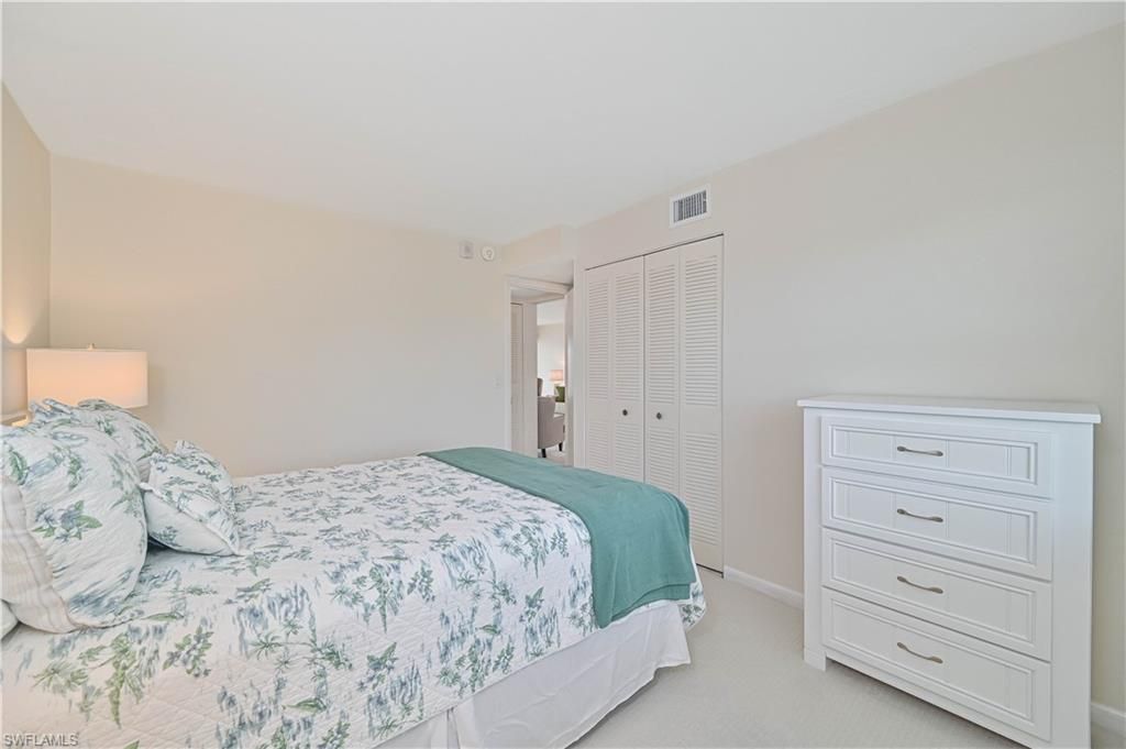 3030 Binnacle Dr , Unit 307, Naples, FL 34103 Photo