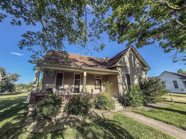 105 Bunnell Avenue , Horse Cave, KY 42729
