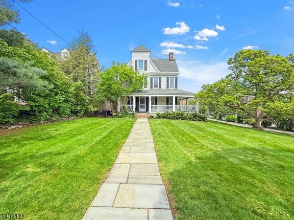 35 Green Ave, Unit 2, Madison, NJ 07940