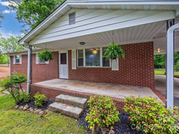 2380 Dixon Road , Belmont, NC 28012