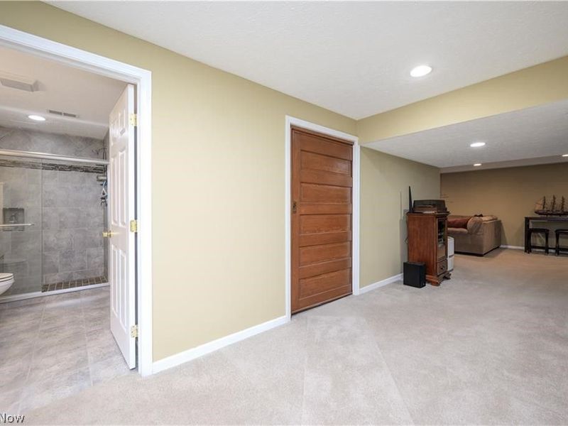 1242 Bexley Circle , Akron, OH 44312 Photo 30