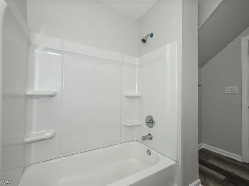 2255 Lake Road, Akron, OH 44312 Photo 19