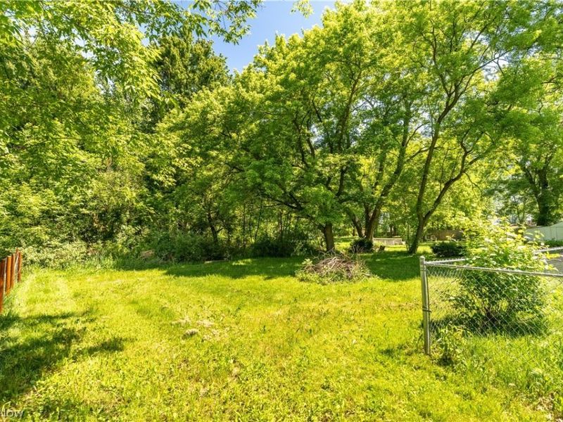 2255 Lake Road, Akron, OH 44312 Photo 24
