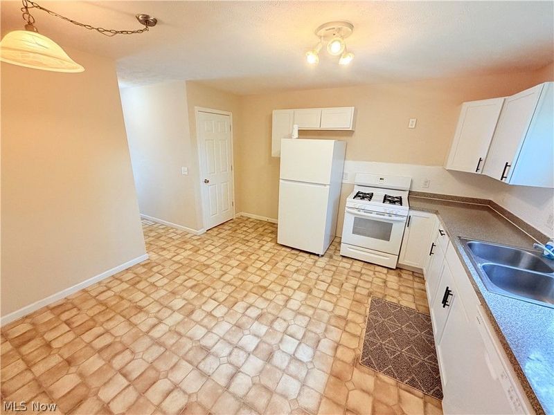 1284 E 348th Street, Eastlake, OH 44095 Photo 14