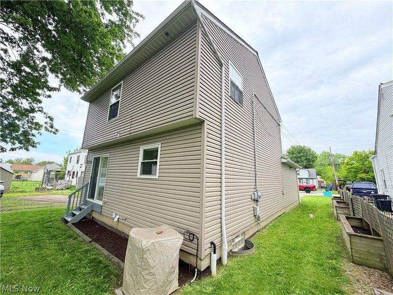 1284 E 348th Street, Eastlake, OH 44095 Photo 6
