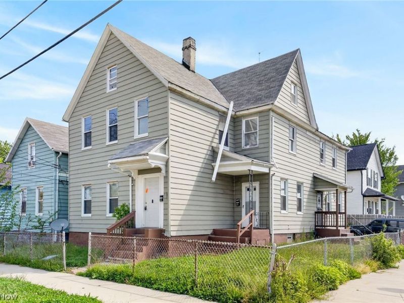 2763 W 32nd Street, Cleveland, OH 44113 Photo 2