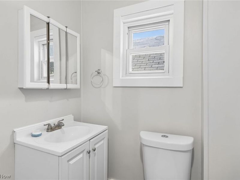 2763 W 32nd Street, Cleveland, OH 44113 Photo 8