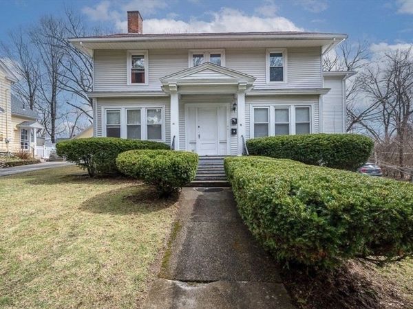 35 Hadwen Ln, Unit 2, Worcester, MA 01602