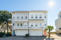 2135 Tides End Road photo 4